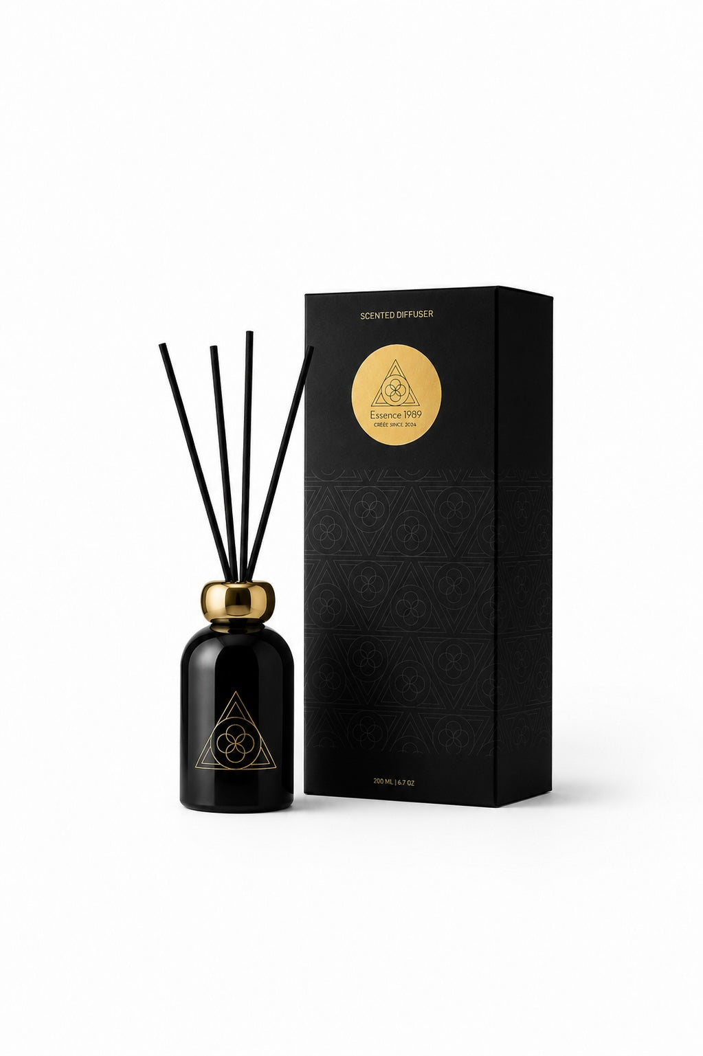 Diffuseur de parfum Cèdre 200 ml ESSENCE1989 en verre noir mat avec capuchon doré